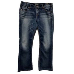 SILVER “AIKO” MID RISE BOOT CUT JEANS SIZE 31